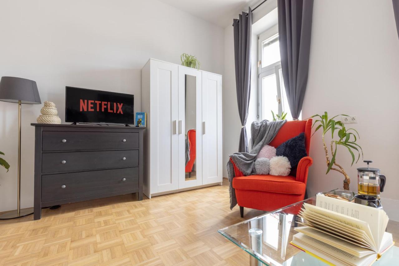 Yeshello Vienna Central Station Apartment Luaran gambar