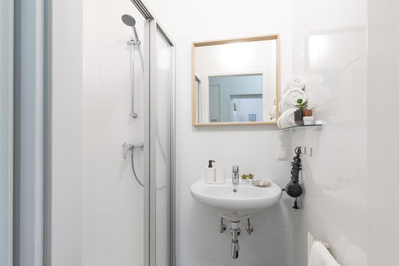 Yeshello Vienna Central Station Apartment Luaran gambar